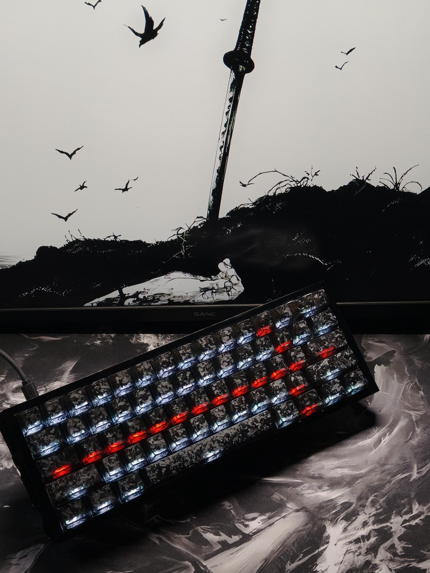 カスタム60%レイアウトコンパクトゲーミングRGB磁気軸キー - Gaming Keyboard Number Pad のレビューと価格